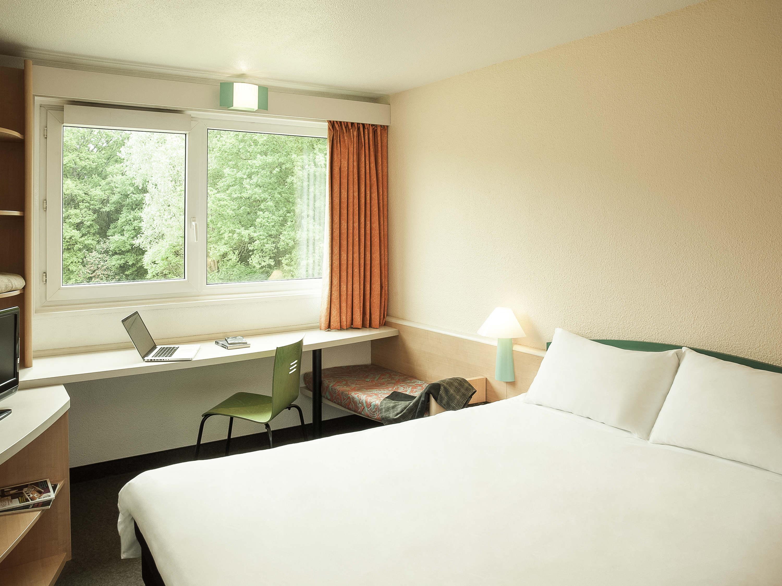 B&B Hotel Orleans Nord Saran Eksteriør bilde
