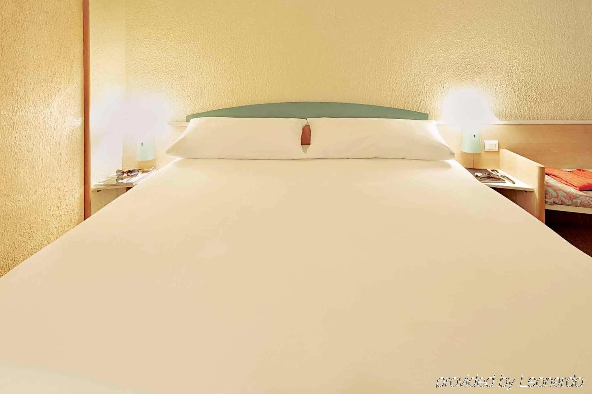 B&B Hotel Orleans Nord Saran Eksteriør bilde